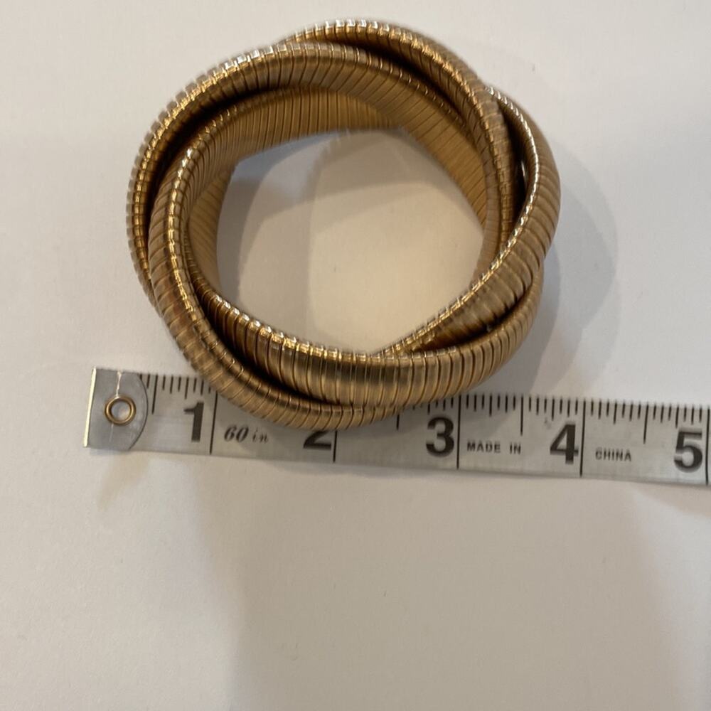 Gold-Tone Herringbone Chain Twisted Bangle Bracelet EUC OS Unbranded Slip On - Picture 4 of 6